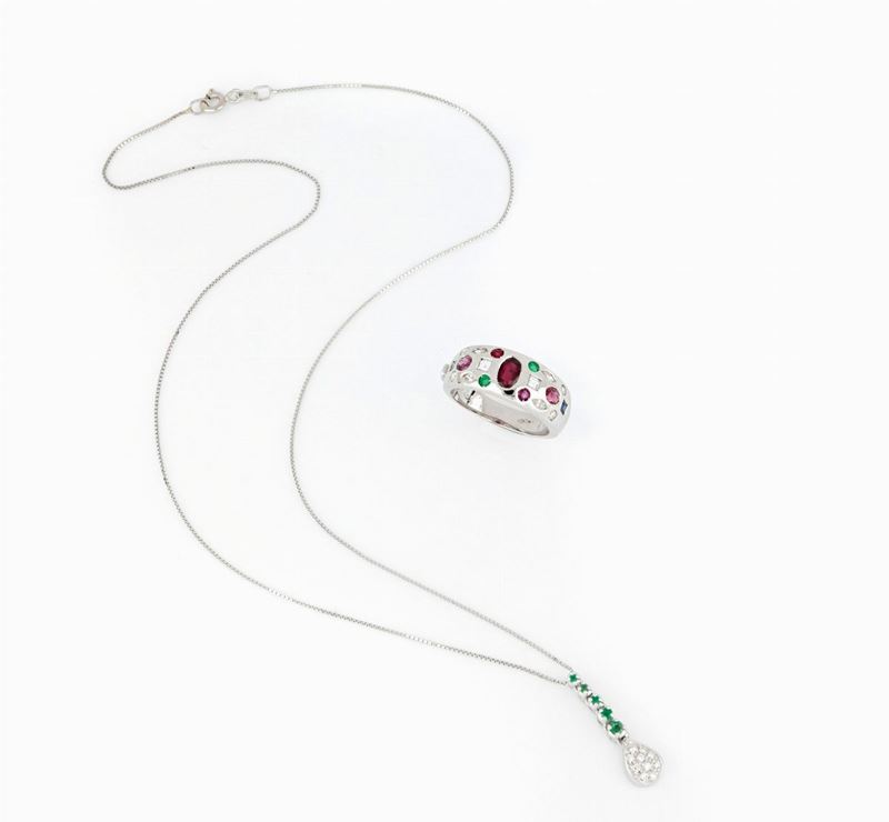 Demi-parure con Anello e Collana