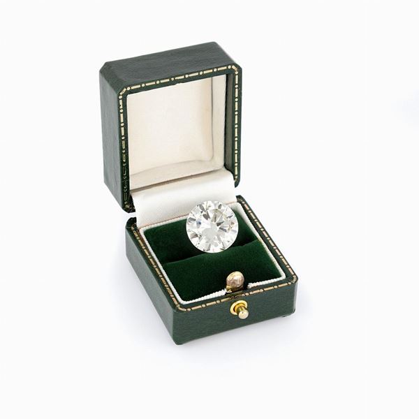 Brilliant cut diamond 10,47 ct.