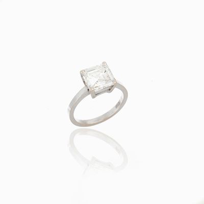 Anello Solitario con Diamante
