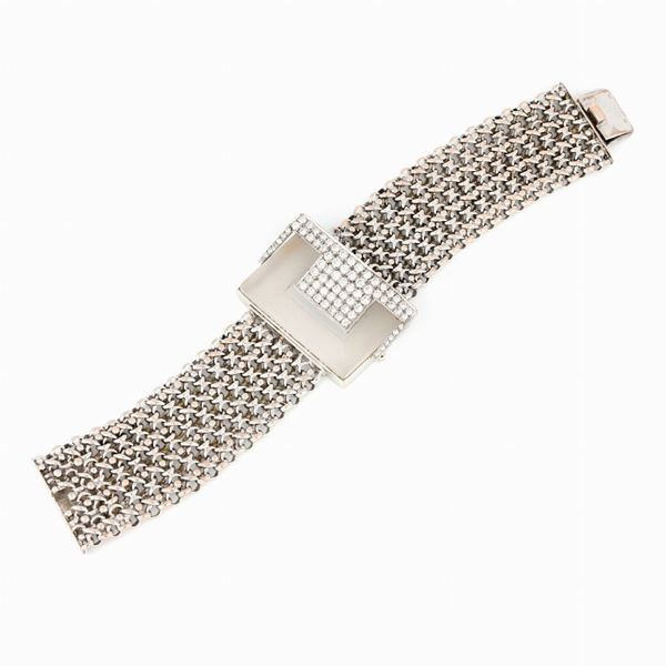 Bracelet with buckle