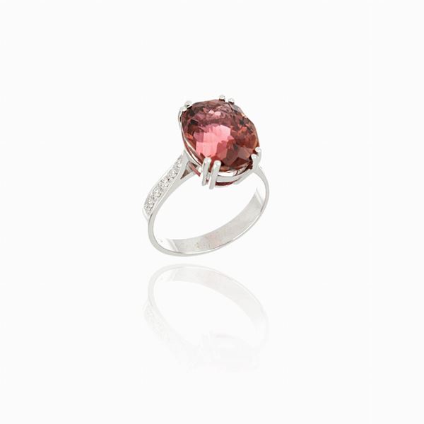 Ring with tourmaline  - Auction GIOIELLI E OROLOGI - Faraone Casa d'Aste