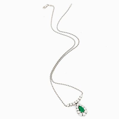 Collana con Smeraldo a Goccia