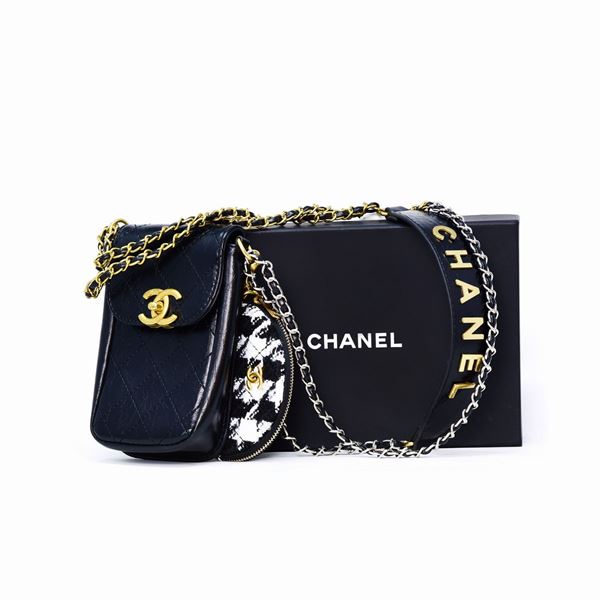 Chanel phone case  - Auction GIOIELLI, OROLOGI E VINTAGE LUXURY GOODS - Faraone Casa d'Aste