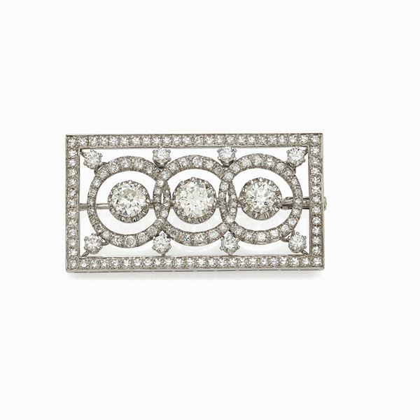 18 carat white gold brooch with diamonds