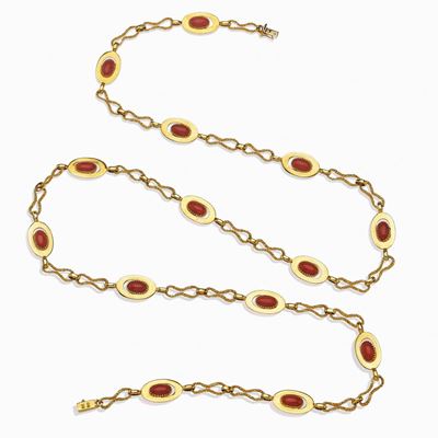 Collana Lunga in Oro e Corallo