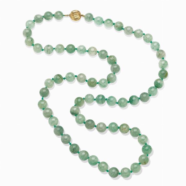 Collana  con boule di giadeite