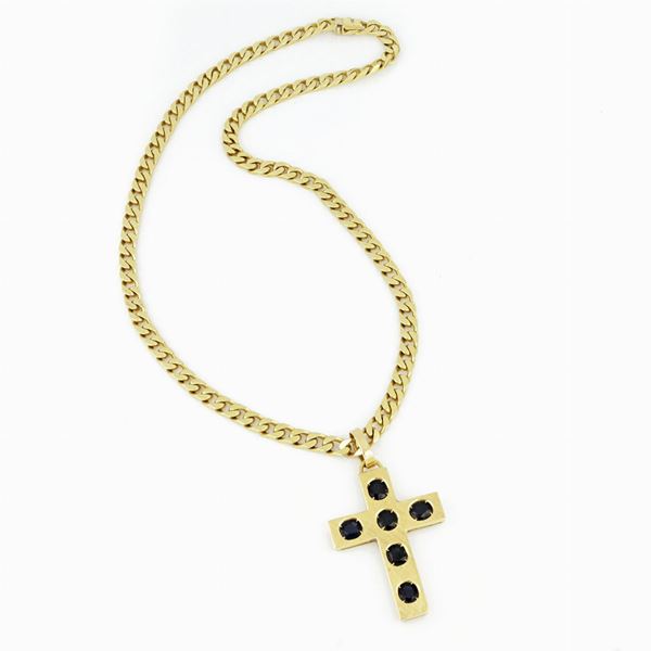  Gold necklace with sapphires
