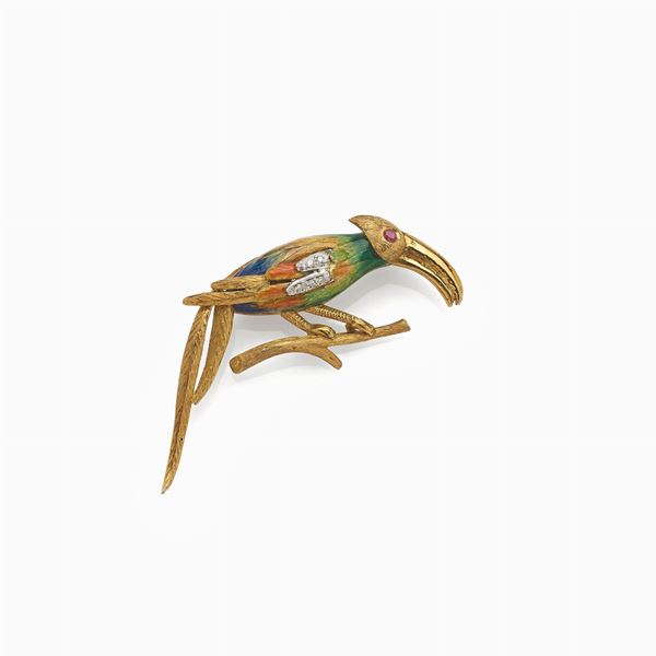Yellow and white gold brooch with enamel and diamonds