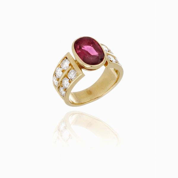 Ring with diamonds and ruby