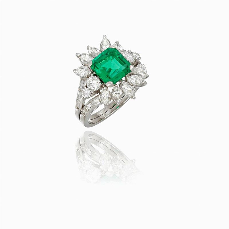 Anello in Platino con Smeraldo Colombiano e Diamanti