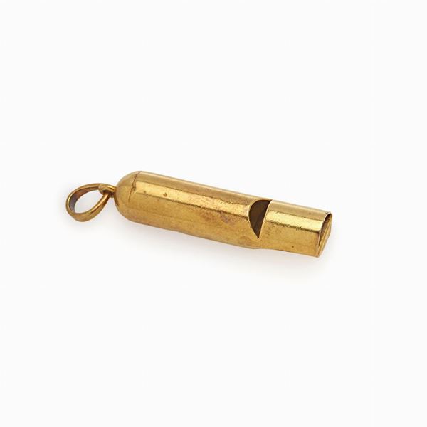 Fischietto in oro giallo  - Auction GIOIELLI E OROLOGI - Faraone Casa d'Aste