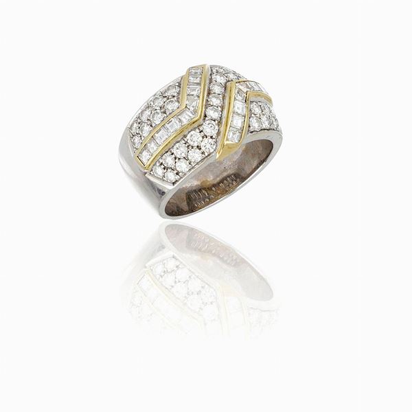 Anello oro bianco e giallo con diamanti  - Asta GIOIELLI, OROLOGI E LUXURY GOODS - Faraone Casa d'Aste