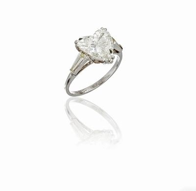 Anello Oro Bianco con Diamante a Cuore