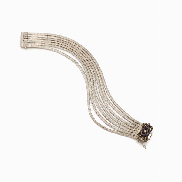 Bracciale in oro bianco con  diamanti e zaffiri