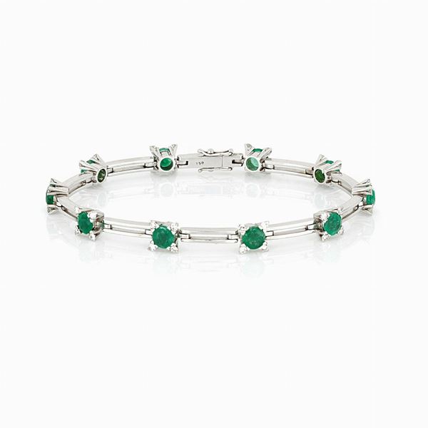 Bracciale in oro 18 carati con diamanti e smeraldi