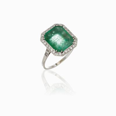 Anello con Smeraldo e Diamanti