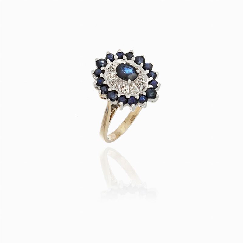 Anello Antico con Zaffiri