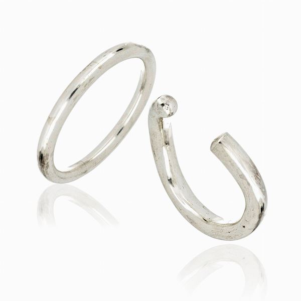 Lotto composto da due bangle argento