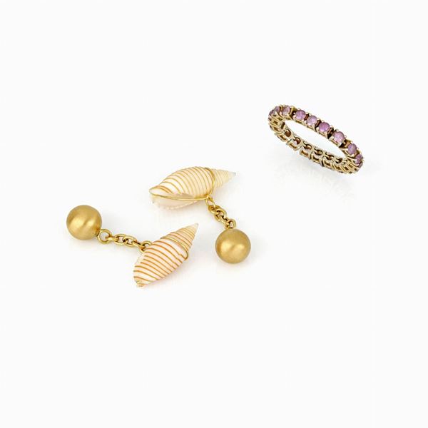 Lotto composto da gemelli conchiglia e anello