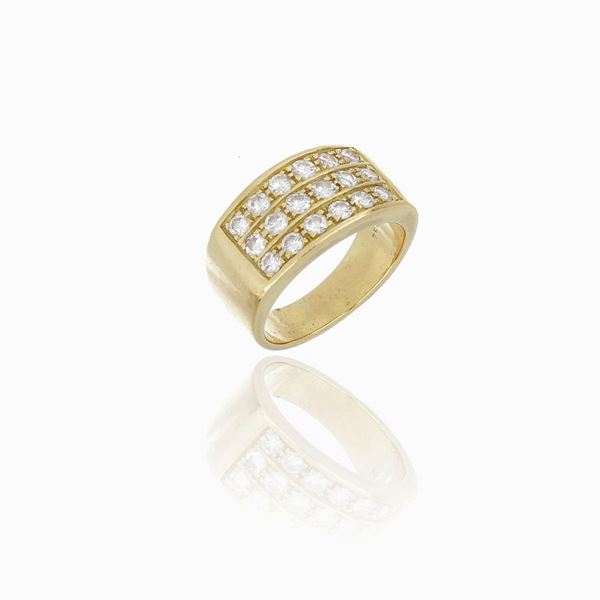 Anello oro giallo e diamanti