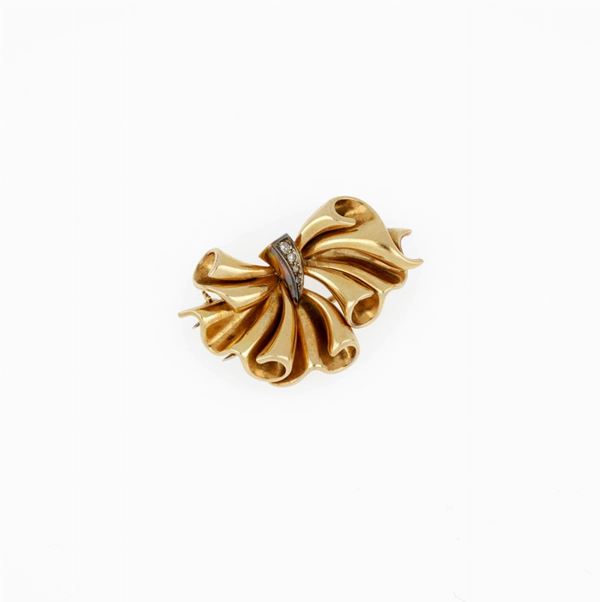 Spilla oro