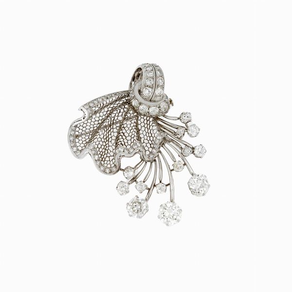 Gold diamond brooch