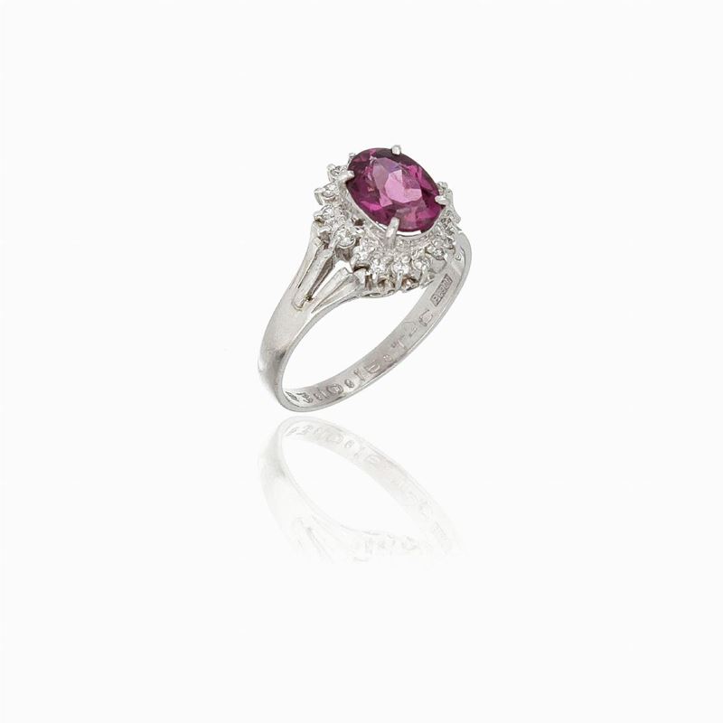 Anello in Platino con Rodolite e Diamanti - Cert. Gw Lab
