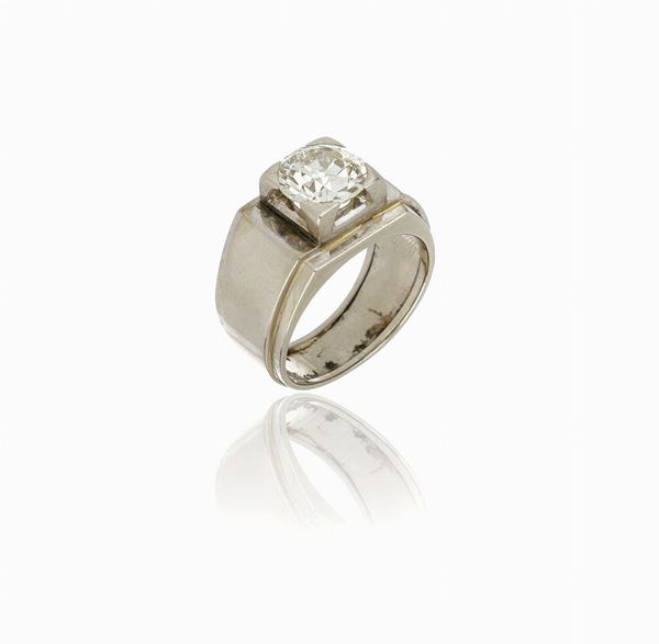 Diamond ring 