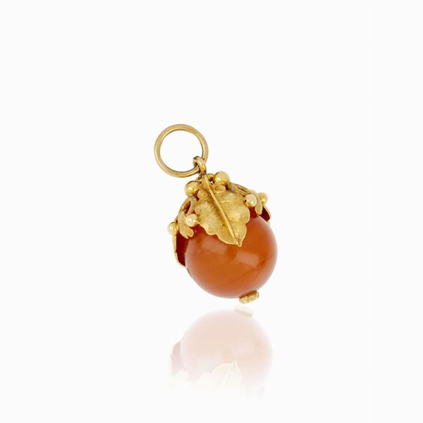 Pendente corniola  - Asta GIOIELLI E OROLOGI - Faraone Casa d'Aste