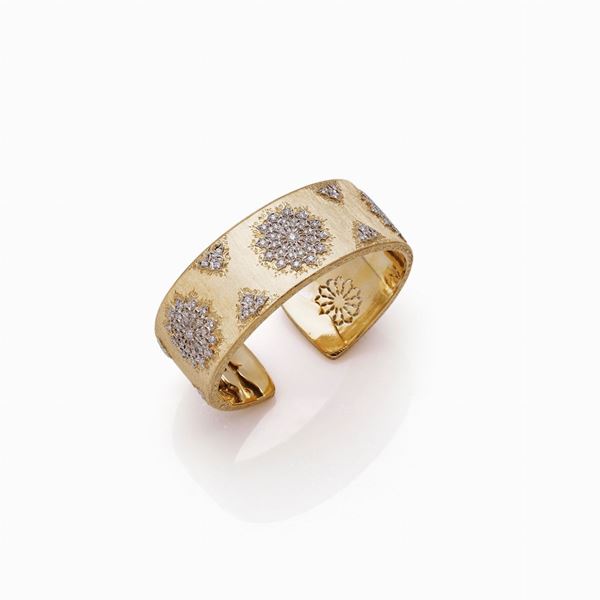 Gold diamond cuff bracelet