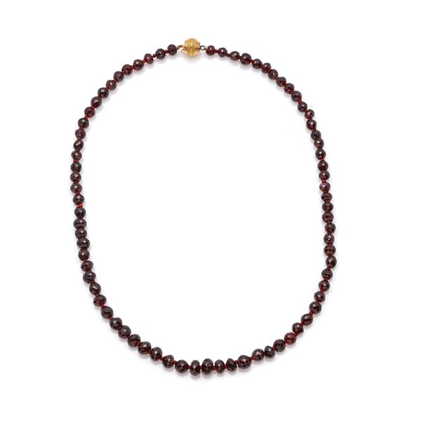 Garnets necklace