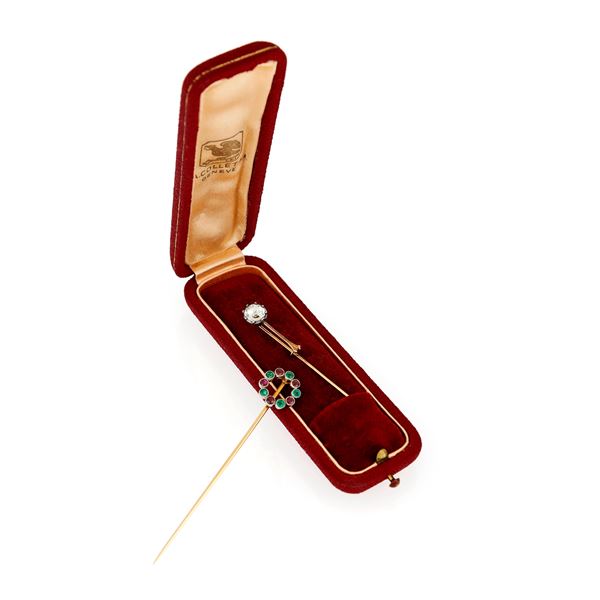 Due spilloni in oro  - Asta GIOIELLI, OROLOGI E LUXURY GOODS - Faraone Casa d'Aste