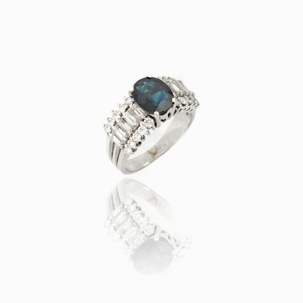 Sapphire diamond ring