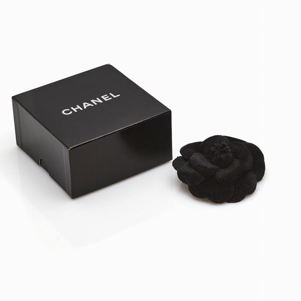 Spilla Camelia Chanel 