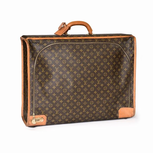  Louis Vuitton monogram canvas suitcase