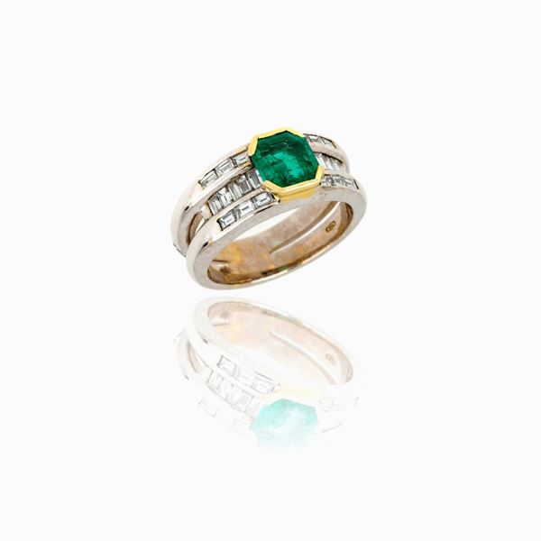 Emerald diamond ring