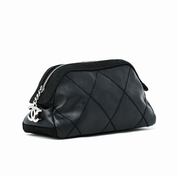 Chanel - Trousse Chanel pelle nera