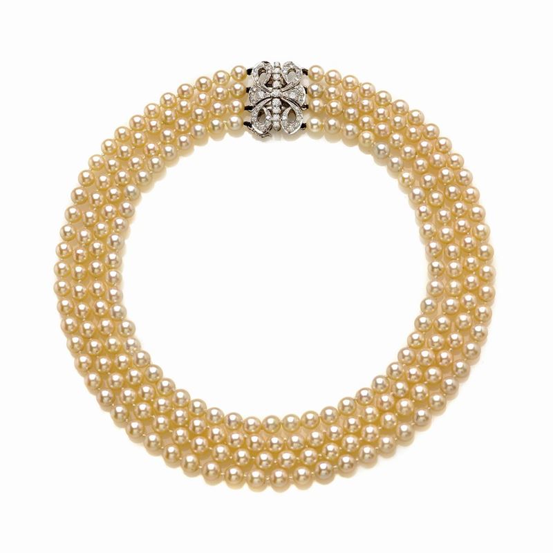 Collana Composta da 4 Fili di Perle