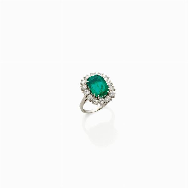 Anello in oro bianco