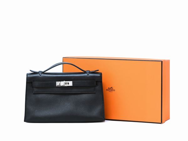 Hermes : Hermès Black Swift mini Kelly pochette  - Auction GIOIELLI, OROLOGI E VINTAGE LUXURY GOODS - Faraone Casa d'Aste