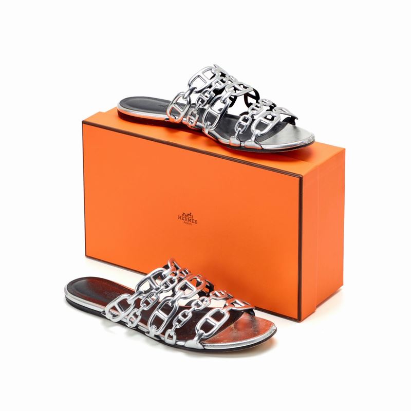 Hermes - Sandali Hermès in Pelle Argento e Nera