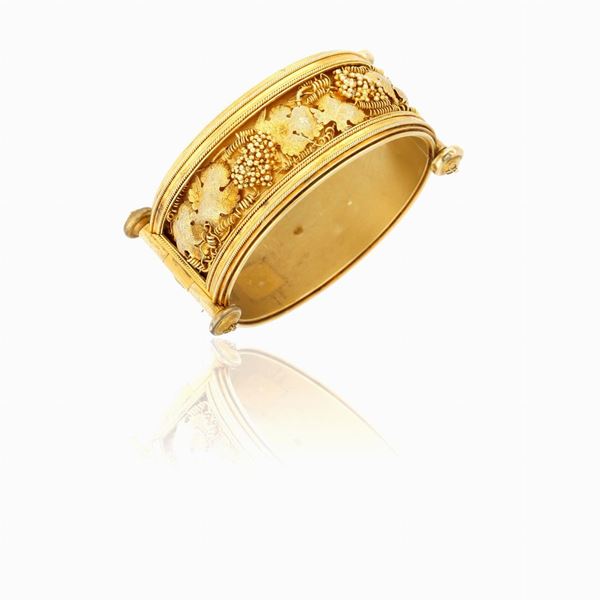 Archaeological-style gold bracelet 