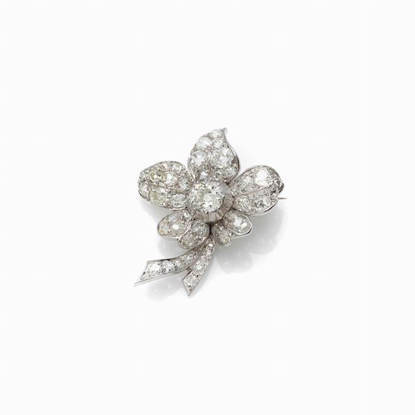 Diamond platinum brooch  - Auction GIOIELLI, OROLOGI E VINTAGE LUXURY GOODS - Faraone Casa d'Aste