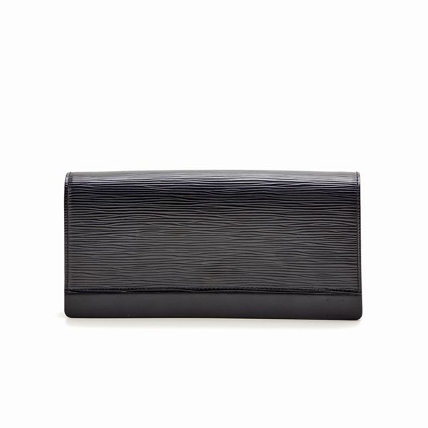 Louis Vuitton : Louis Vuitton pochette/portafoglio in pelle Epi con dustbag  - Asta GIOIELLI OROLOGI E LUXURY GOODS - Faraone Casa d'Aste