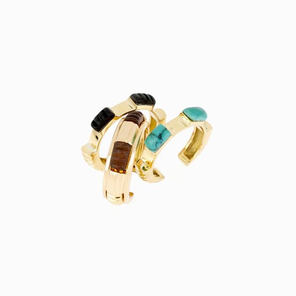 Gold ring with interchangeable bands