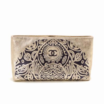 Chanel Pochette