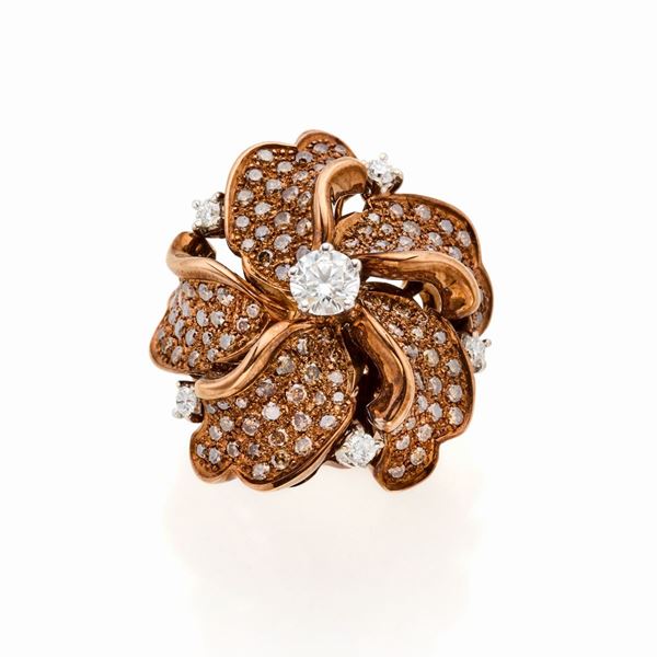 Anello oro e diamanti 