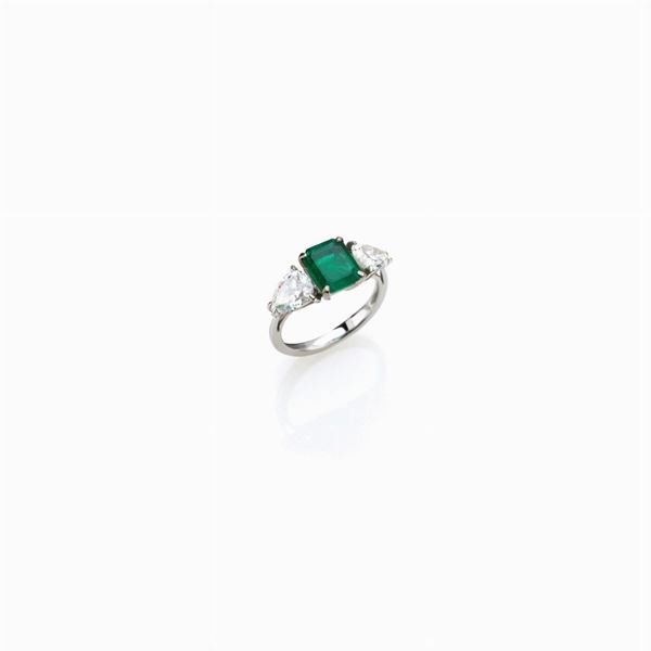 Anello in oro bianco