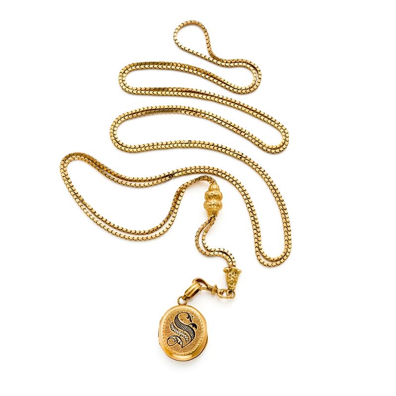 Lunga Catena Oro con Pendente