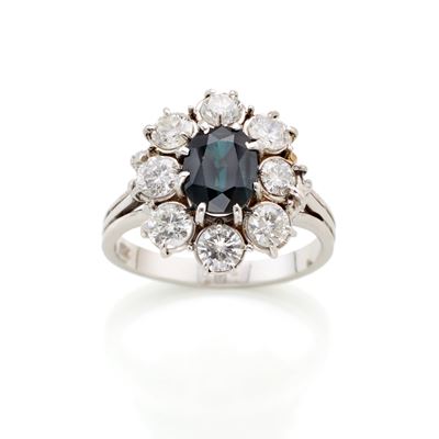 Anello con Zaffiro e Diamanti